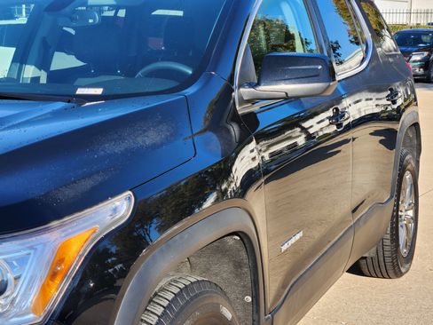 Used 2019 GMC Acadia SLT image 9