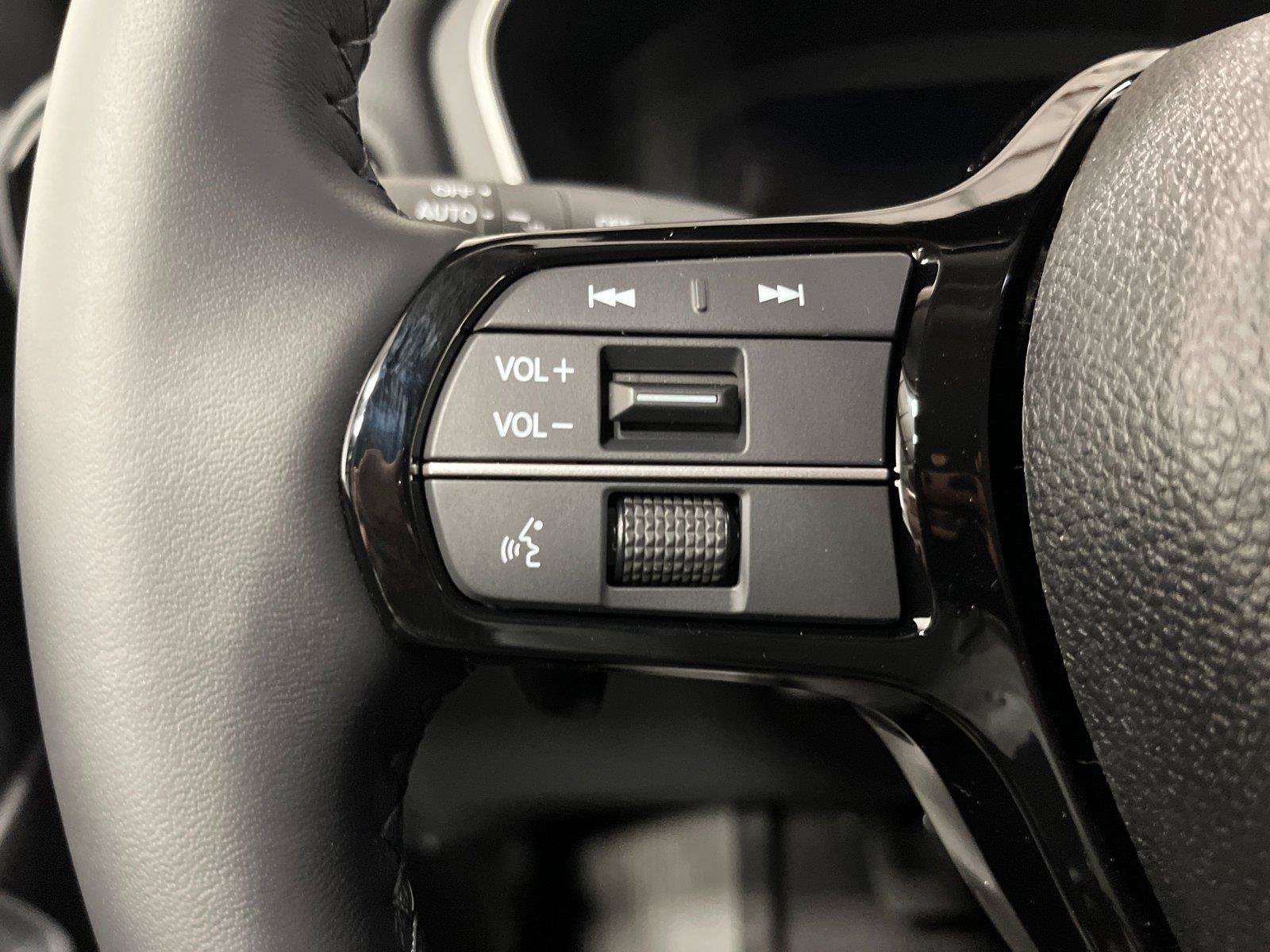 New 2026 Honda Pilot Touring image 16