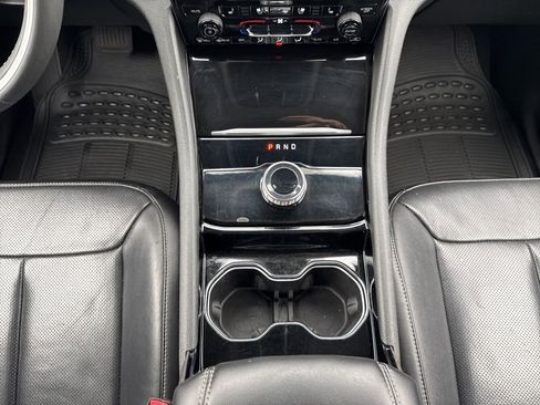 Used 2023 Jeep Grand Cherokee L Limited w/ Luxury Tech Group II image 29