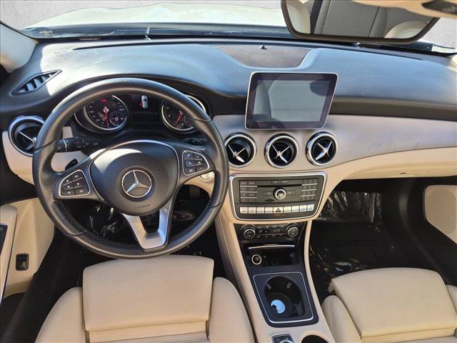 Used 2018 Mercedes-Benz GLA 250 4MATIC image 18