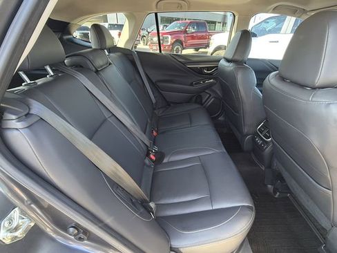 Used 2020 Subaru Outback Limited image 13