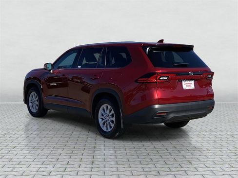 Certified 2026 Toyota Grand Highlander XLE image 4