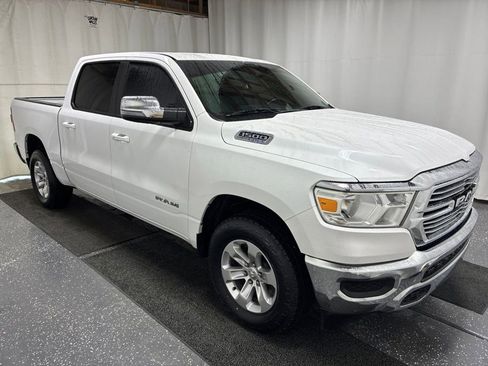 Used 2024 RAM 1500 Laramie AWD/4WD image 4