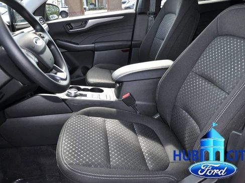 New 2026 Ford Escape Active image 10