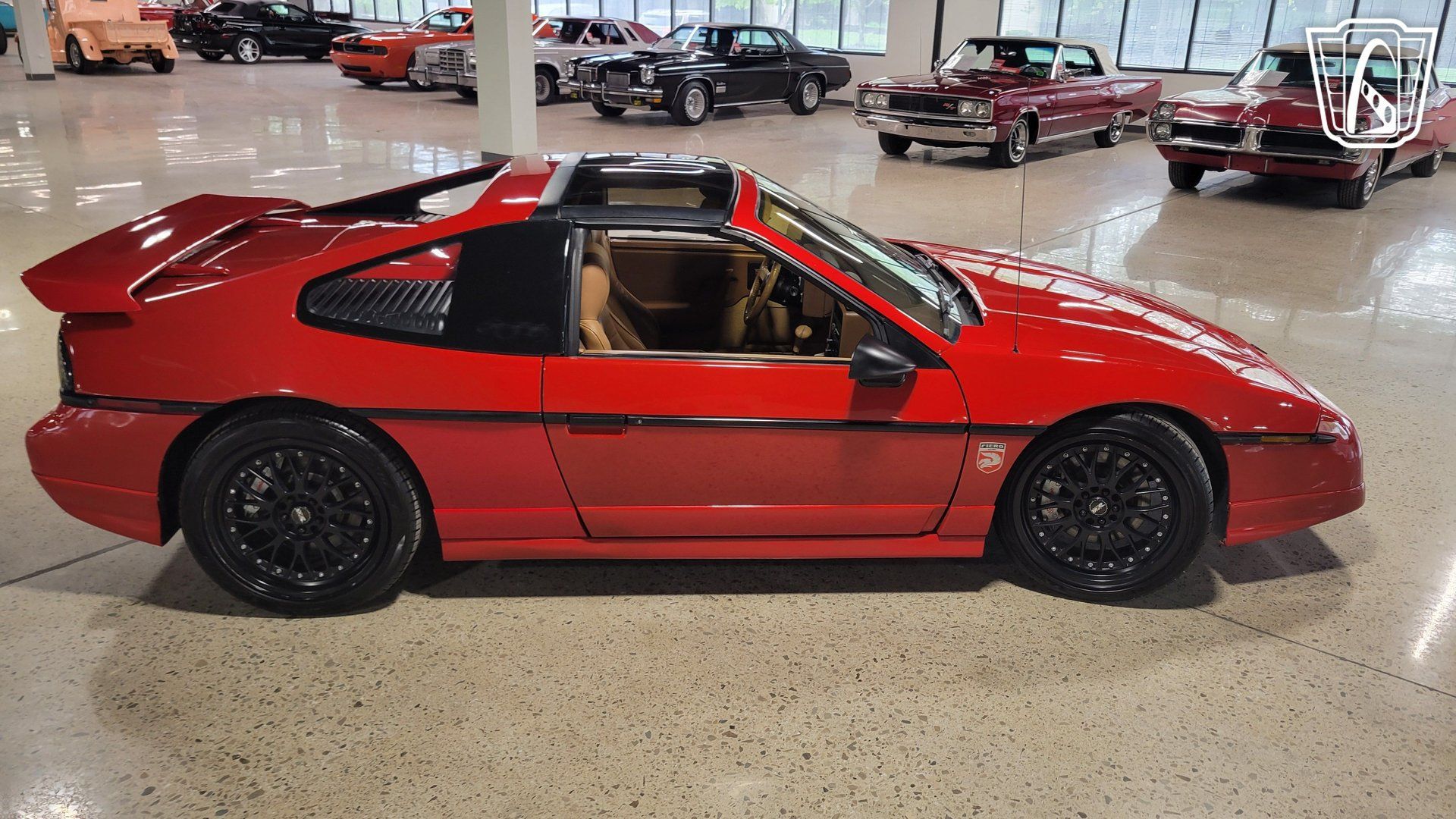 Used 1988 Pontiac Fiero GT RWD image 23