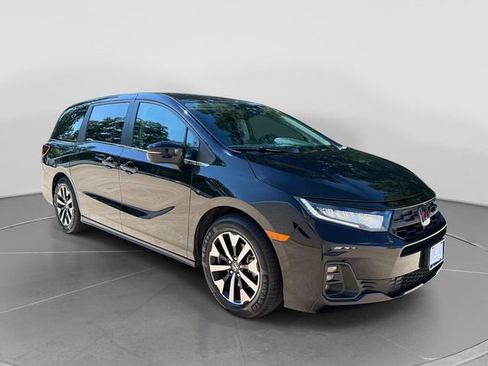 Certified 2025 Honda Odyssey EX-L image 9