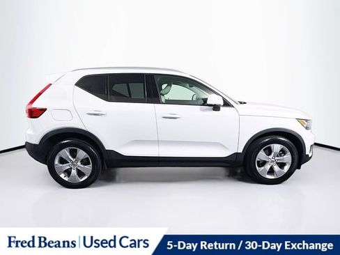 Used 2019 Volvo XC40 T5 Momentum AWD/4WD image 10