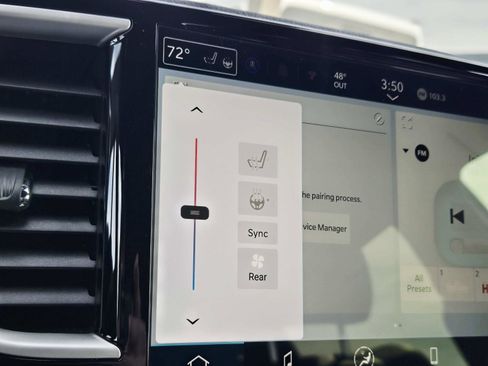 New 2026 Chrysler Pacifica Select image 24