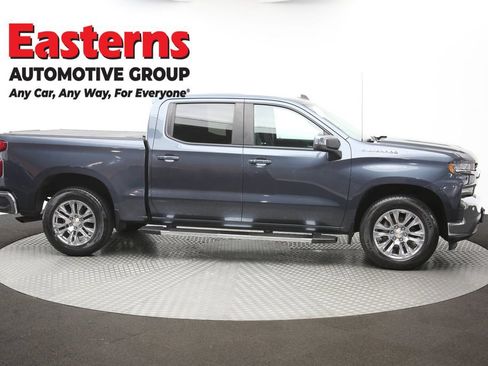 Used 2020 Chevrolet Silverado 1500 LT w/ Convenience Package AWD/4WD image 44