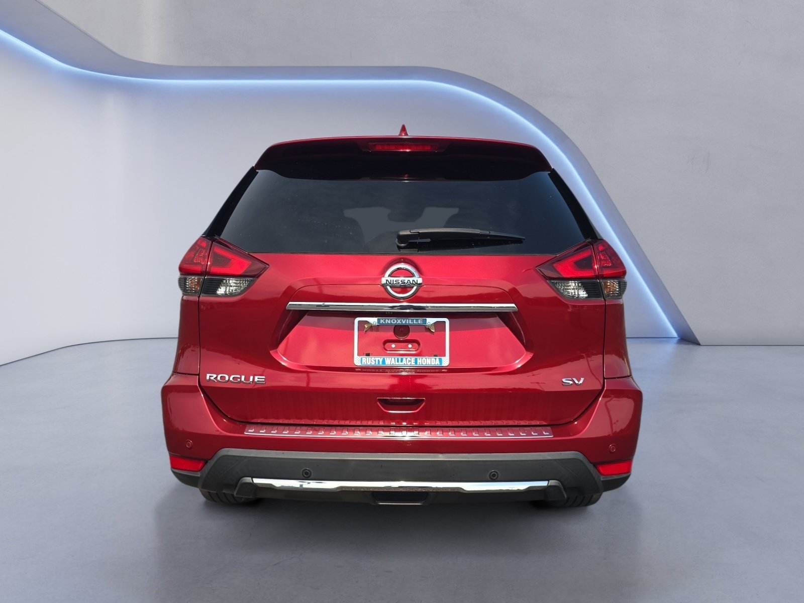 Used 2020 Nissan Rogue SV w/ Sun & Sound Touring Package FWD image 4
