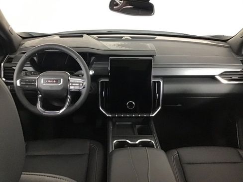 Used 2024 GMC Acadia Elevation w/ Luxury Package image 12