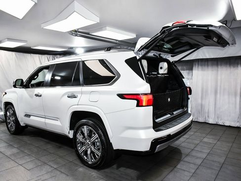 Used 2024 Toyota Sequoia Capstone image 73