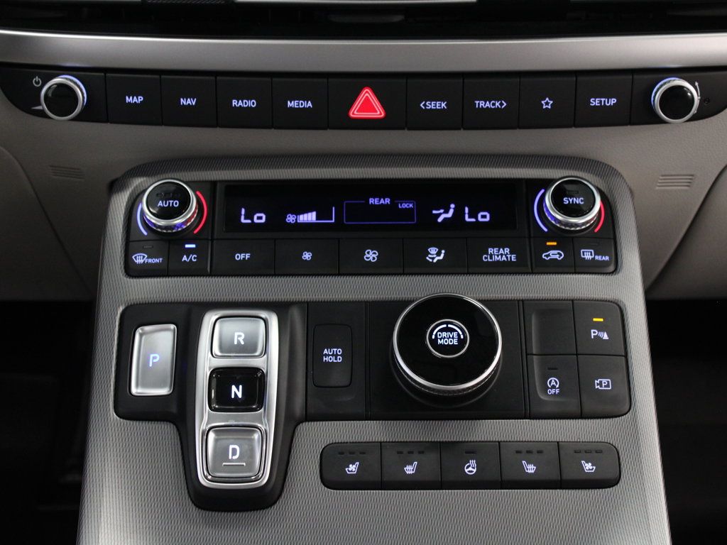 Used 2024 Hyundai Palisade Limited FWD image 28
