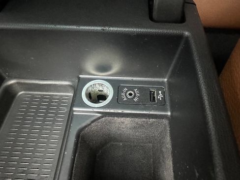 Used 2011 BMW 328i xDrive 328i xDrive AWD 4dr Sedan image 29