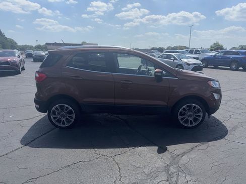 Used 2019 Ford EcoSport Titanium AWD/4WD image 5