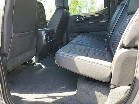 Used 2023 Chevrolet Silverado 1500 High Country w/ Technology Package image 10