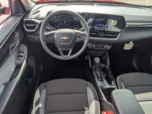 New 2026 Chevrolet TrailBlazer LT w/ Driver Confidence Package image 17