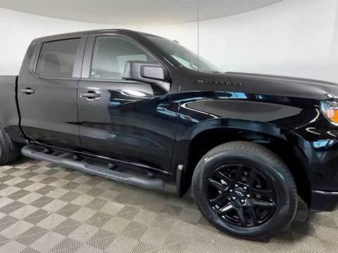 Used 2023 Chevrolet Silverado 1500 Custom w/ Rally Edition AWD/4WD image 2