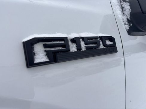 Used 2017 Ford F150 XLT w/ Equipment Group 302A Luxury image 10