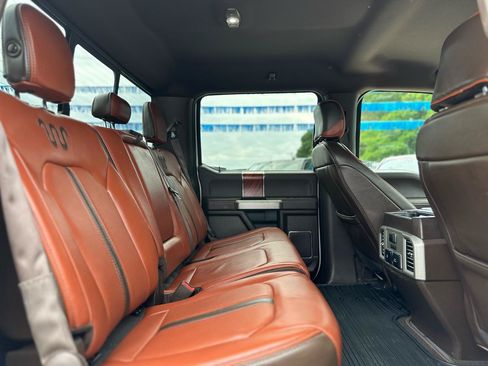 Used 2019 Ford F150 King Ranch w/ Equipment Group 601A Luxury AWD/4WD image 16