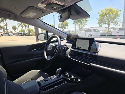 Certified 2026 Toyota Prius XLE FWD image 11