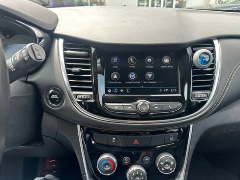 Used 2018 Chevrolet Trax Premier AWD/4WD image 7