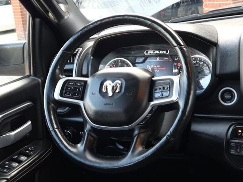 Used 2019 RAM 2500 Big Horn image 18