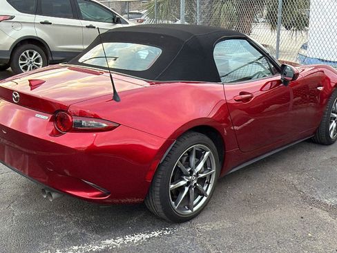 Used 2023 MAZDA MX-5 Miata Grand Touring image 5