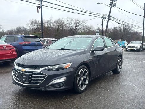 Used 2022 Chevrolet Malibu LT image 1