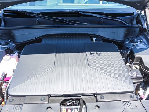 Certified 2024 Hyundai Kona Limited FWD image 35