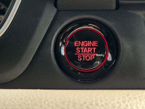 Certified 2023 Honda Pilot EX-L image 33