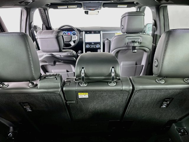 New 2026 Land Rover Discovery Limited Edition AWD/4WD image 23