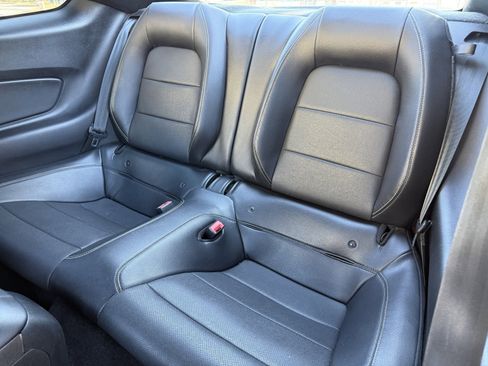 Used 2019 Ford Mustang Premium image 38