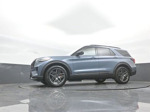 New 2026 Ford Explorer ST image 33