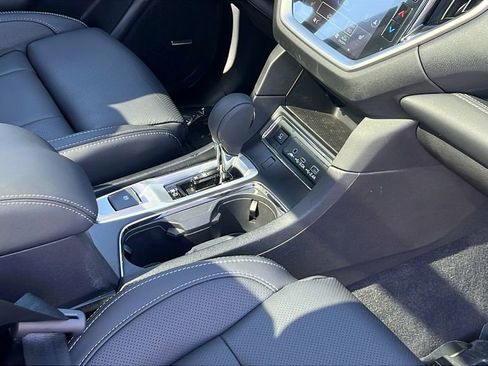 Certified 2025 Subaru Ascent Limited image 15