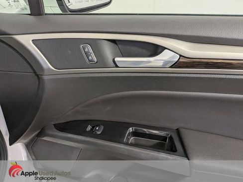 Used 2016 Ford Fusion SE w/ Equipment Group 202A AWD/4WD image 37