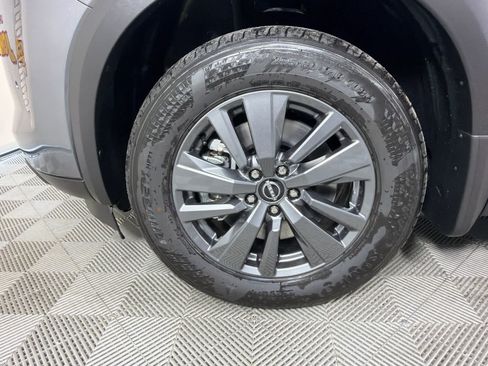 New 2026 Nissan Pathfinder SV FWD image 10