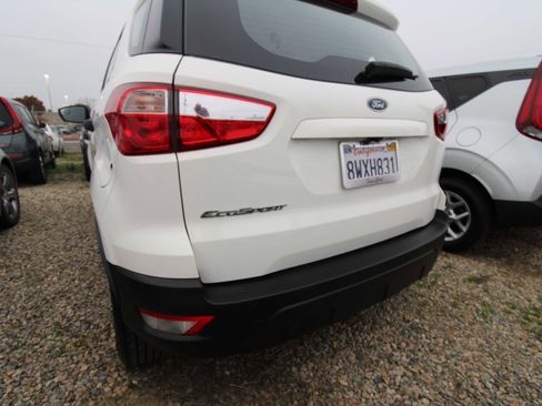 Used 2021 Ford EcoSport S image 33