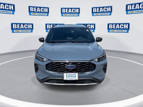 Used 2025 Ford Escape ST-Line FWD image 3