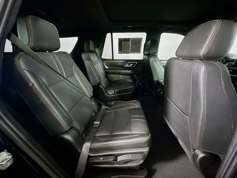 Used 2021 Chevrolet Tahoe RST w/ Luxury Package RWD image 11