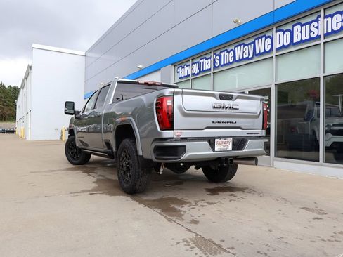 New 2026 GMC Sierra 3500 Denali Ultimate w/ LPO, Black Badging Package AWD/4WD image 48