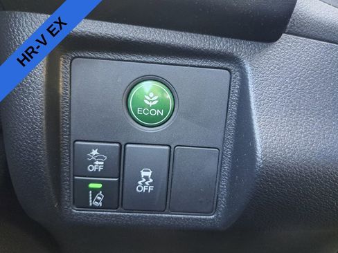 Used 2022 Honda HR-V EX image 15