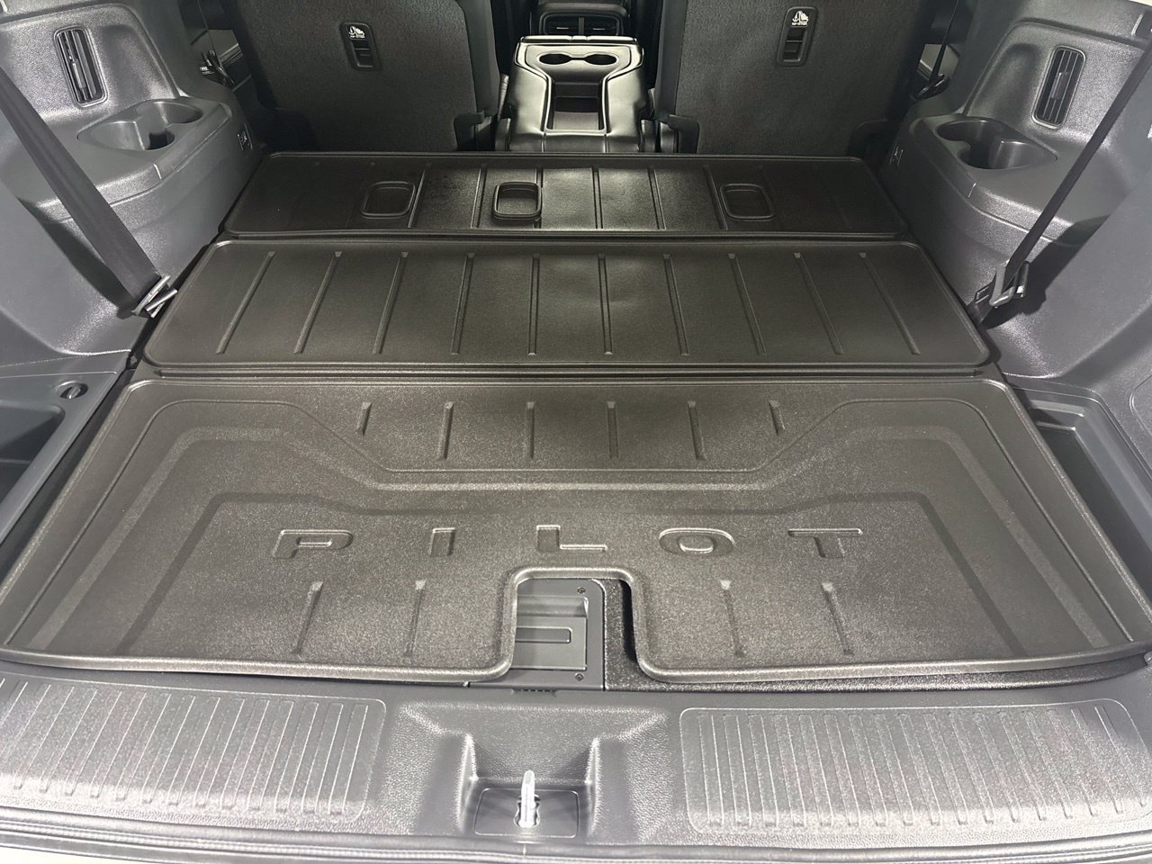 Used 2025 Honda Pilot Touring image 27