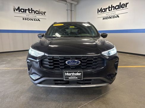 Used 2025 Ford Escape ST-Line AWD/4WD image 2