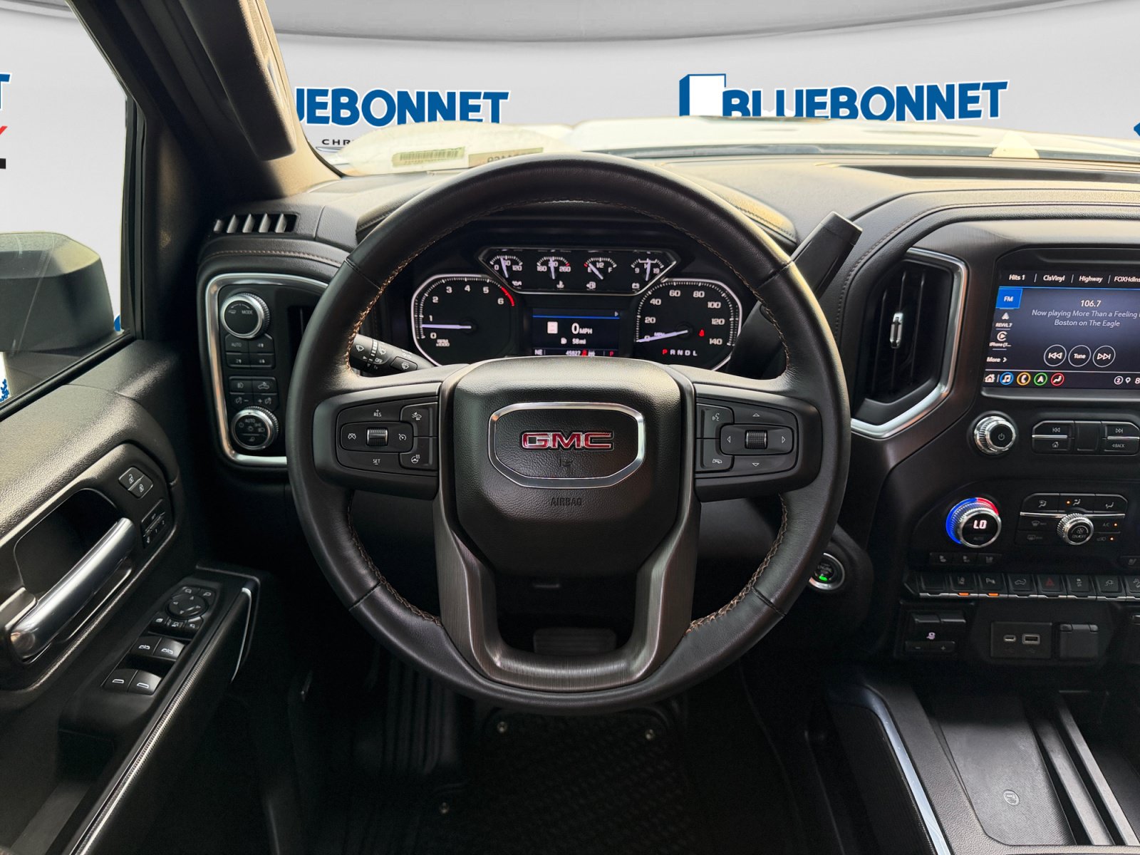 Used 2022 GMC Sierra 2500 AT4 w/ AT4 Preferred Package AWD/4WD image 13