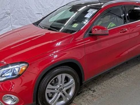 Used 2019 Mercedes-Benz GLA 250 4MATIC image 1
