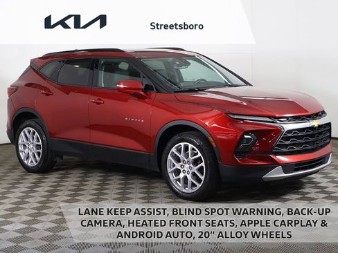 Used 2024 Chevrolet Blazer LT FWD image 1