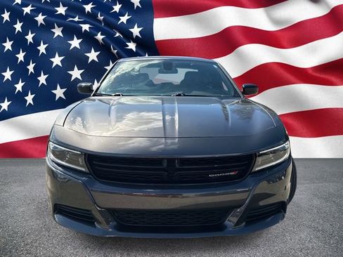 Used 2023 Dodge Charger SXT image 2
