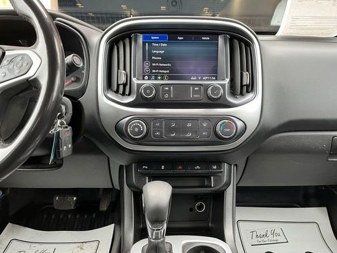 Used 2022 Chevrolet Colorado LT w/ Fleet Safety Package image 27