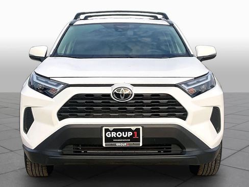 Used 2025 Toyota RAV4 XLE FWD image 4
